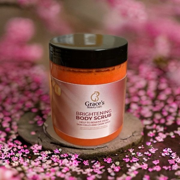 Brightening body scrub